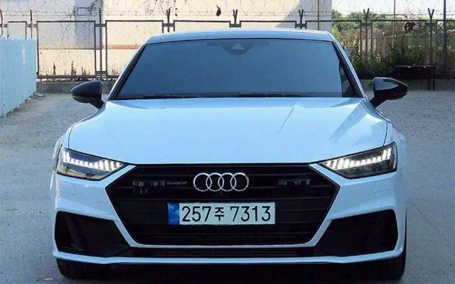 인천싼중고차 A7 (4K) 55 TFSI 콰트로 프리미엄 매물 사진 19 - 2022/05 58,376km